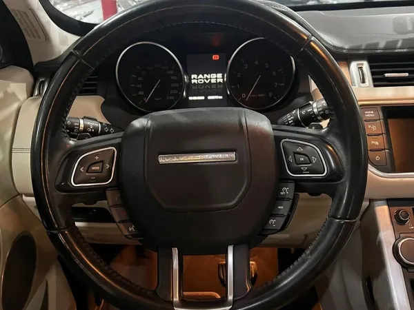 LAND ROVER Range Rover Evoque 2.0 PRESTIGE 4WD 16V LAND ROVER Range Rover Evoque 2.0 PRESTIGE 4WD 16V
