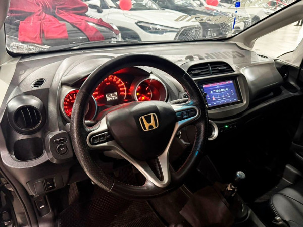 HONDA Fit 1.5 EX 16V HONDA Fit 1.5 EX 16V