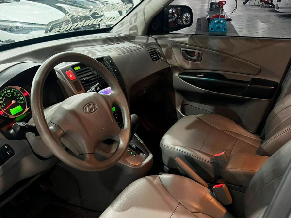 HYUNDAI Tucson 2.0 MPFI GLS BASE 16V 143CV 2WD HYUNDAI Tucson 2.0 MPFI GLS BASE 16V 143CV 2WD