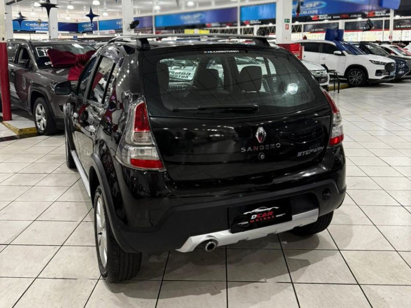 RENAULT Sandero 1.6 STEPWAY 16V RENAULT Sandero 1.6 STEPWAY 16V