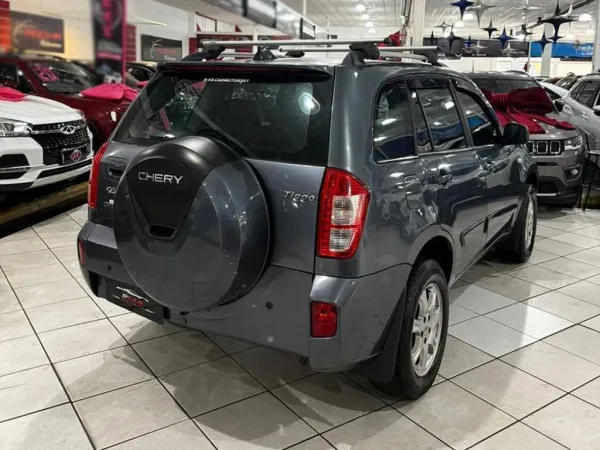 CHERY Tiggo 2.0 16V CHERY Tiggo 2.0 16V