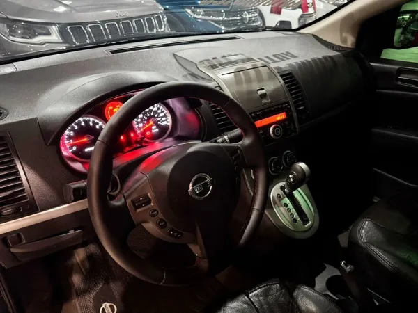 NISSAN Sentra 2.0 S 16V NISSAN Sentra 2.0 S 16V