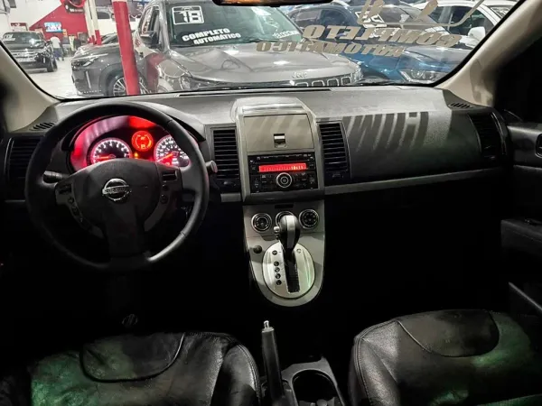 NISSAN Sentra 2.0 S 16V NISSAN Sentra 2.0 S 16V