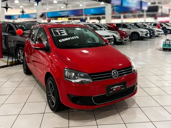 VOLKSWAGEN Fox 1.6 MI 8V VOLKSWAGEN Fox 1.6 MI 8V