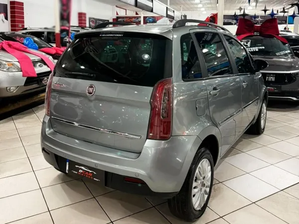 FIAT Idea 1.6 MPI ESSENCE 16V FIAT Idea 1.6 MPI ESSENCE 16V
