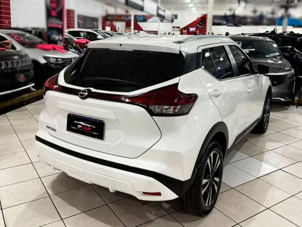 NISSAN Kicks 1.6 16V ADVANCE NISSAN Kicks 1.6 16V ADVANCE