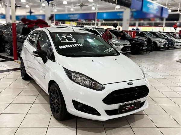 FORD FIESTA 1.6 SE HATCH 16V FORD FIESTA 1.6 SE HATCH 16V