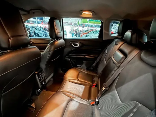 JEEP Compass 1.3 T270 TURBO LONGITUDE JEEP Compass 1.3 T270 TURBO LONGITUDE