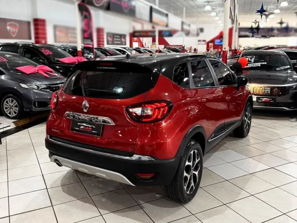 RENAULT Captur 1.6 16V SCE INTENSE RENAULT Captur 1.6 16V SCE INTENSE