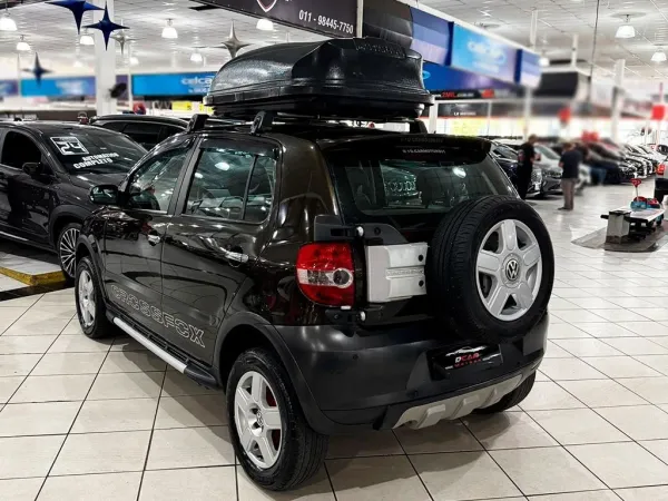 VOLKSWAGEN Crossfox 1.6 MI 8V VOLKSWAGEN Crossfox 1.6 MI 8V