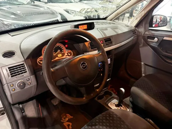 CHEVROLET Meriva 1.8 MPFI PREMIUM 8V CHEVROLET Meriva 1.8 MPFI PREMIUM 8V