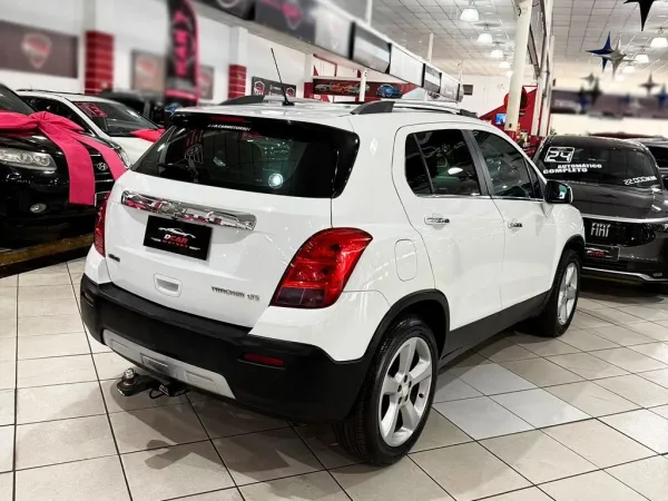 CHEVROLET Tracker 1.8 MPFI LTZ 4X2 16V CHEVROLET Tracker 1.8 MPFI LTZ 4X2 16V