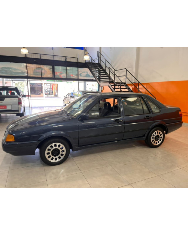 VOLKSWAGEN Santana 2.0 4P GL