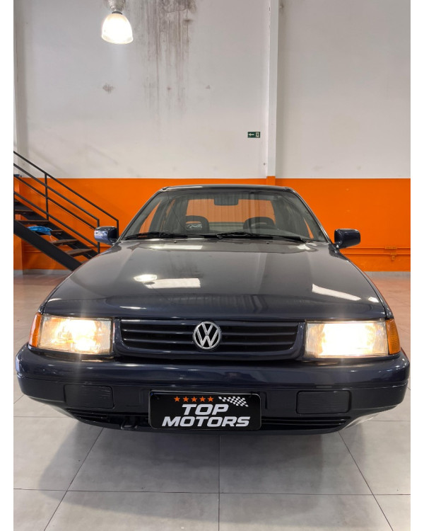 VOLKSWAGEN Santana 2.0 4P GL