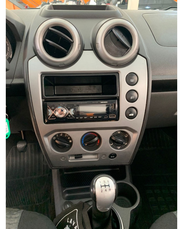 FORD Fiesta Hatch 1.6 4P FLEX