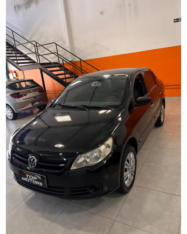 VOLKSWAGEN Voyage 1.0 4P FLEX