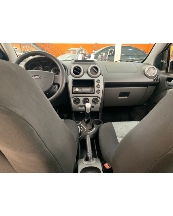 FORD Fiesta Hatch 1.6 4P FLEX