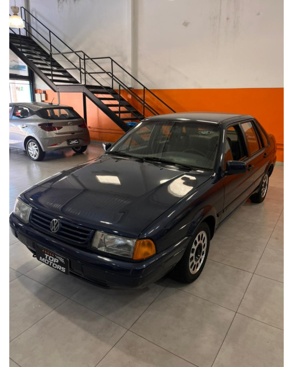 VOLKSWAGEN Santana 2.0 4P GL