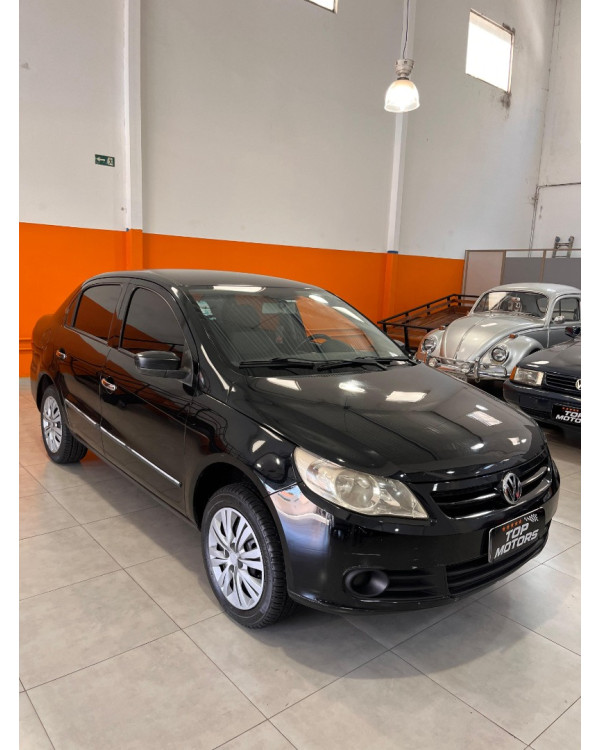 VOLKSWAGEN Voyage 1.0 4P FLEX