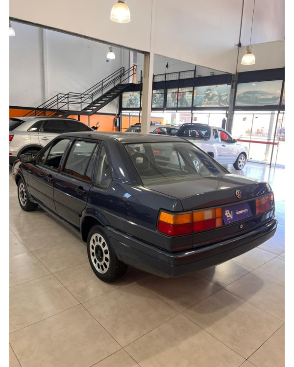 VOLKSWAGEN Santana 2.0 4P GL