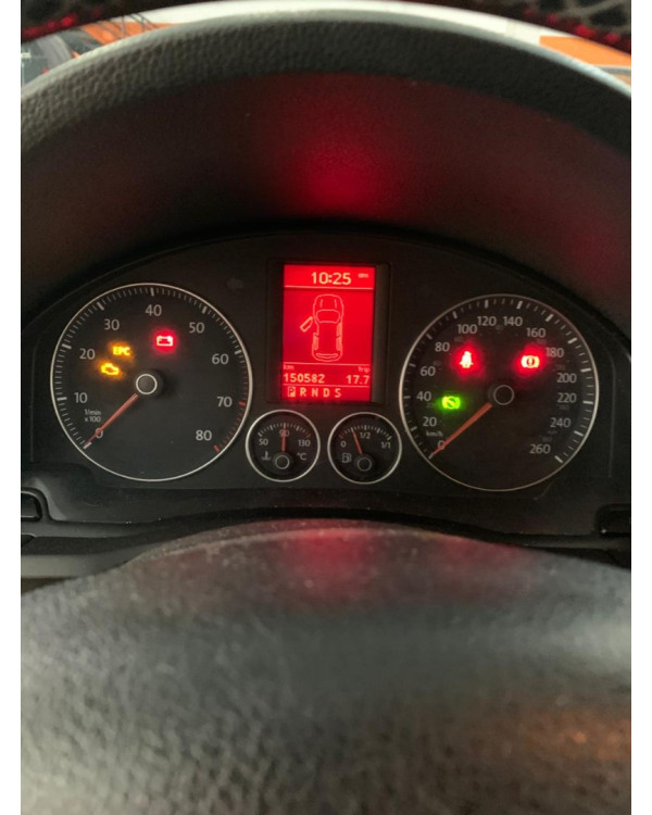 VOLKSWAGEN Jetta Variant 2.5 20V 4P 170 CV AUTOMÁTICO