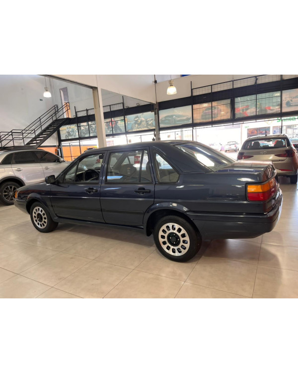 VOLKSWAGEN Santana 2.0 4P GL
