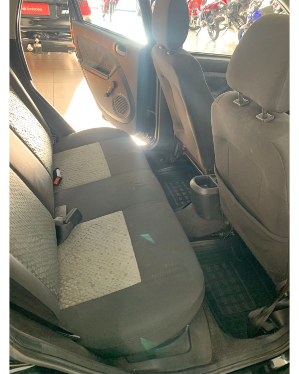 FORD Fiesta Hatch 1.6 4P FLEX