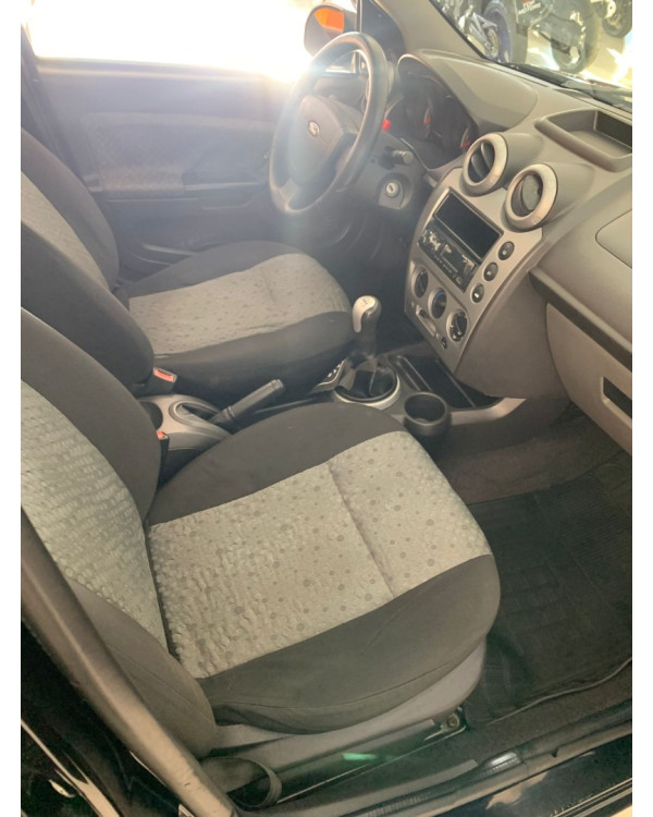 FORD Fiesta Hatch 1.6 4P FLEX