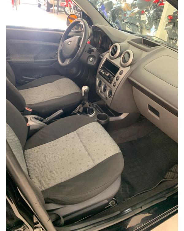 FORD Fiesta Hatch 1.6 4P FLEX