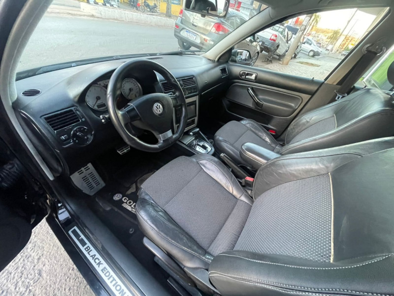 VOLKSWAGEN Golf 2.0 4P FLEX BLACK EDITION AUTOMÁTICO