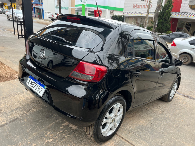 VOLKSWAGEN Gol 1.0 4P G5 FLEX