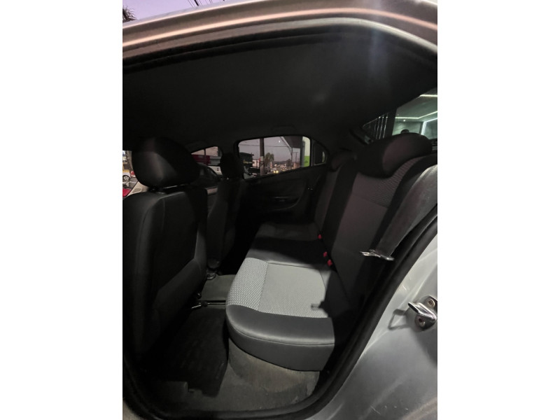 VOLKSWAGEN Gol 1.0 4P G5 FLEX