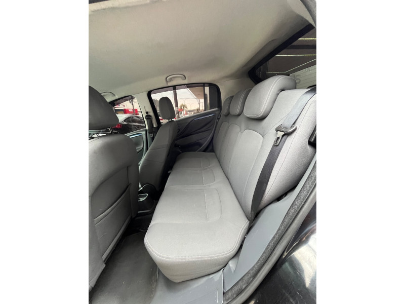 FIAT Punto 1.4 4P ATTRACTIVE FLEX