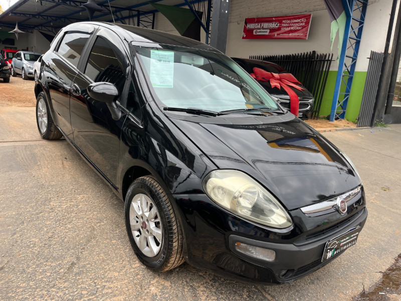 FIAT Punto 1.4 4P ATTRACTIVE FLEX