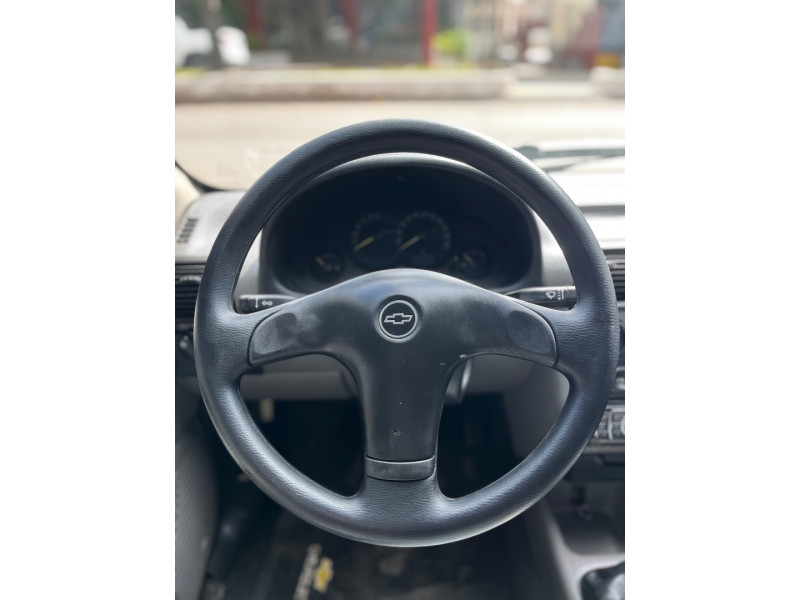 CHEVROLET Classic Sedan 1.0 4P VHCE FLEX LS