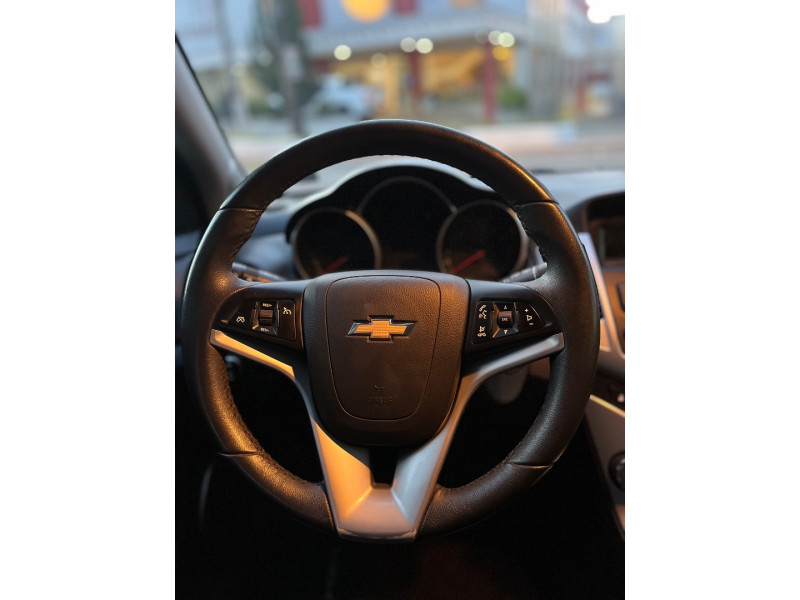 CHEVROLET Cruze Hatch 1.4 16V 4P LT SPORT6 TURBO FLEX AUTOMÁTICO