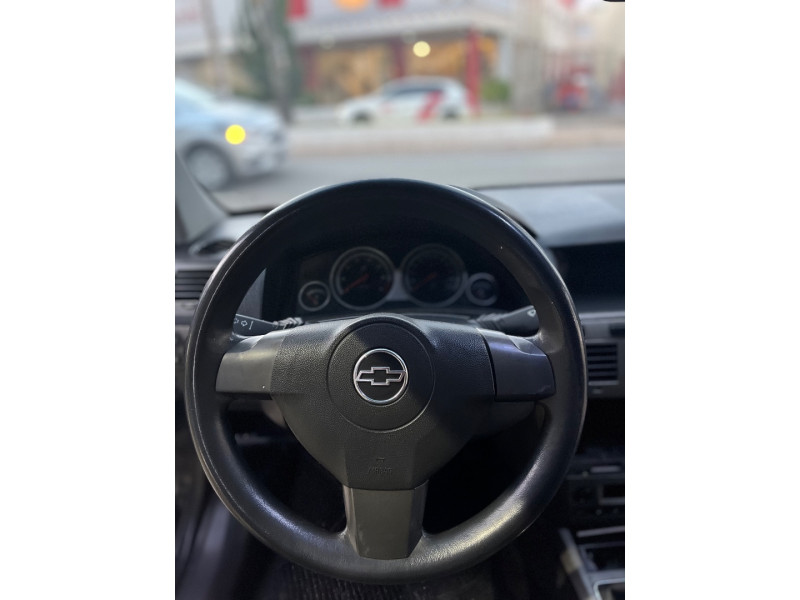 CHEVROLET Vectra Hatch 2.0 4P FLEX GT