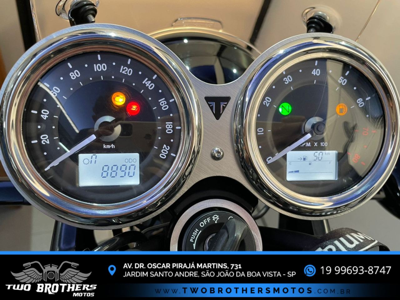 Bonneville T100 900 Modelo sem Versão