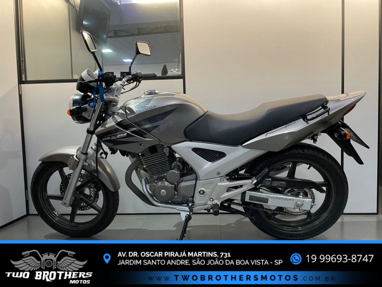 CBX Twister 250 Modelo sem Versão