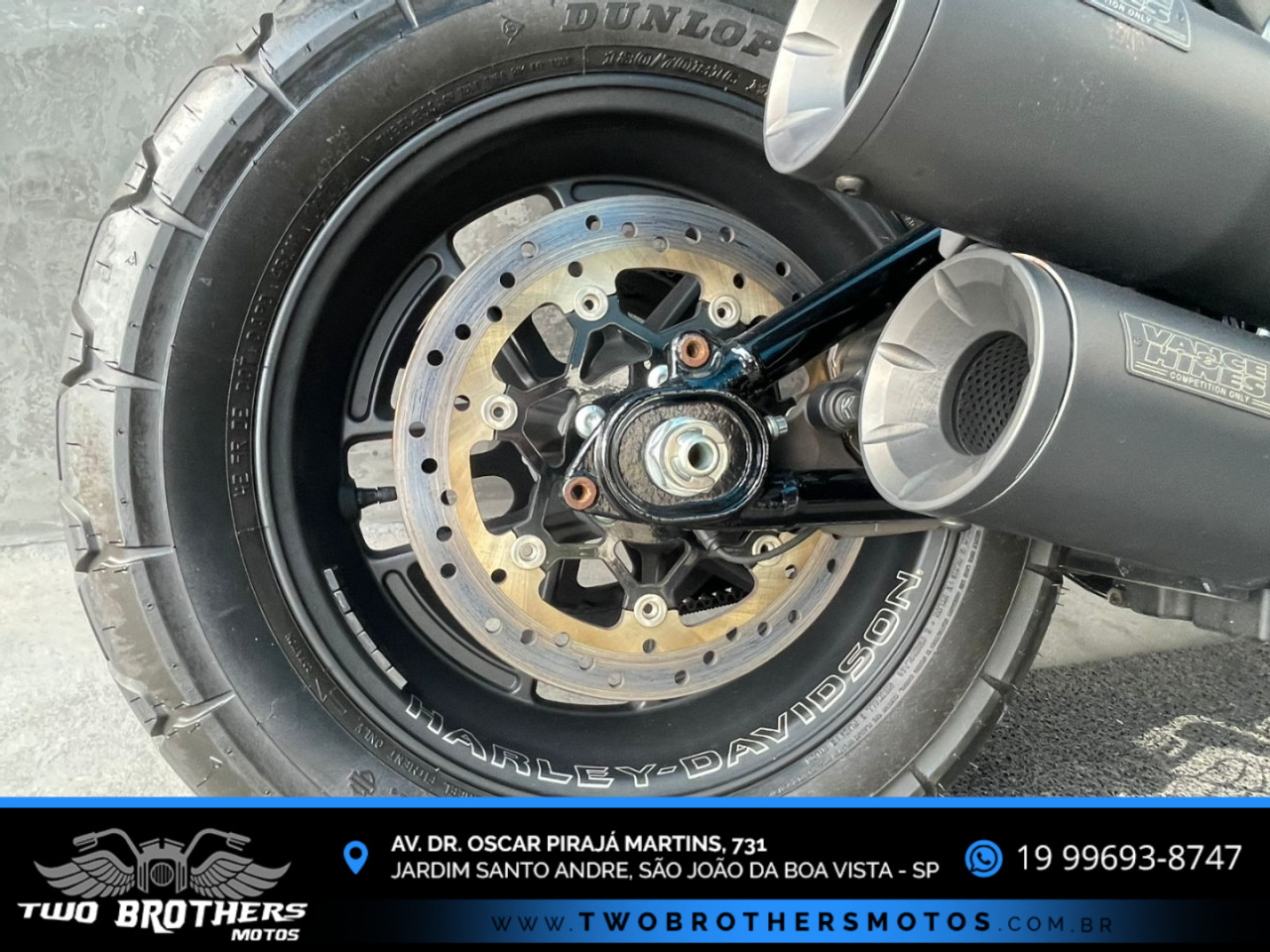 HARLEY DAVIDSON Softail Fat Bob 1900