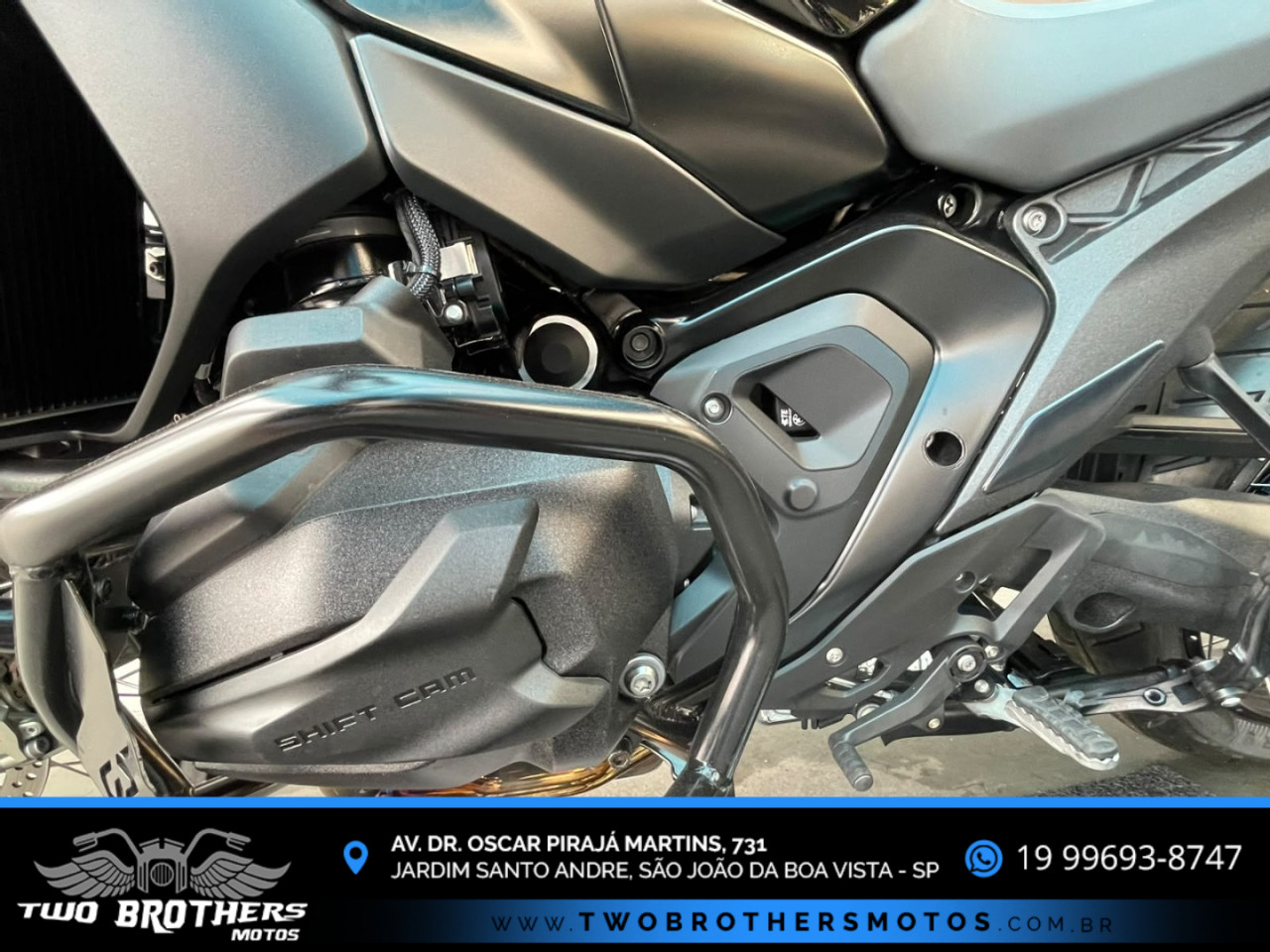 BMW R 1300 GS ADVENTURE TRIPLE BLACK