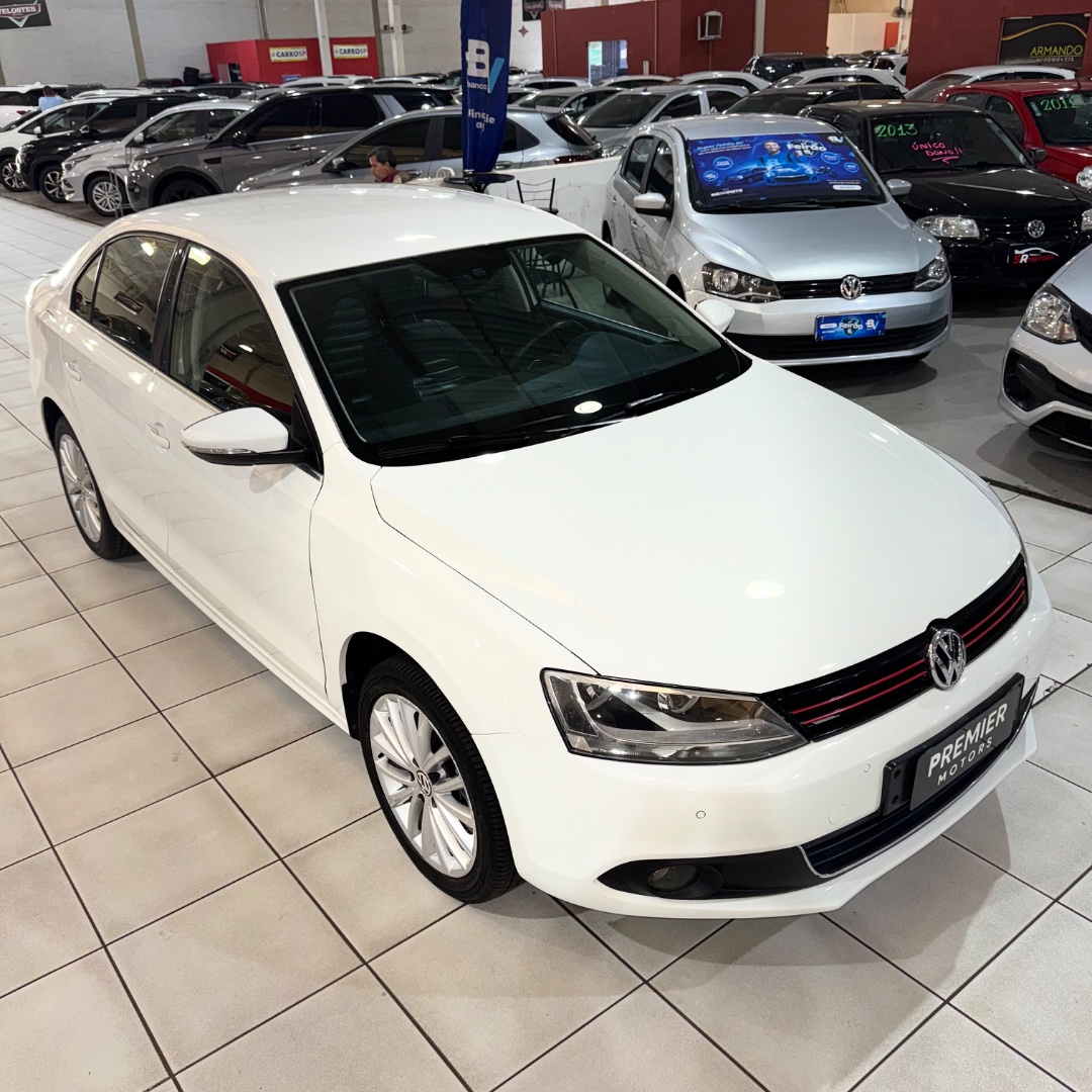 Jetta 2.0 4P TSI HIGHLINE 200 CV AUTOMÁTICO