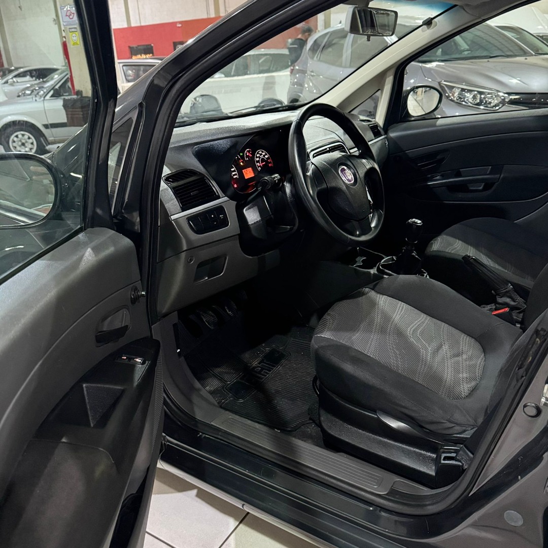 Punto 1.4 4P ATTRACTIVE FLEX