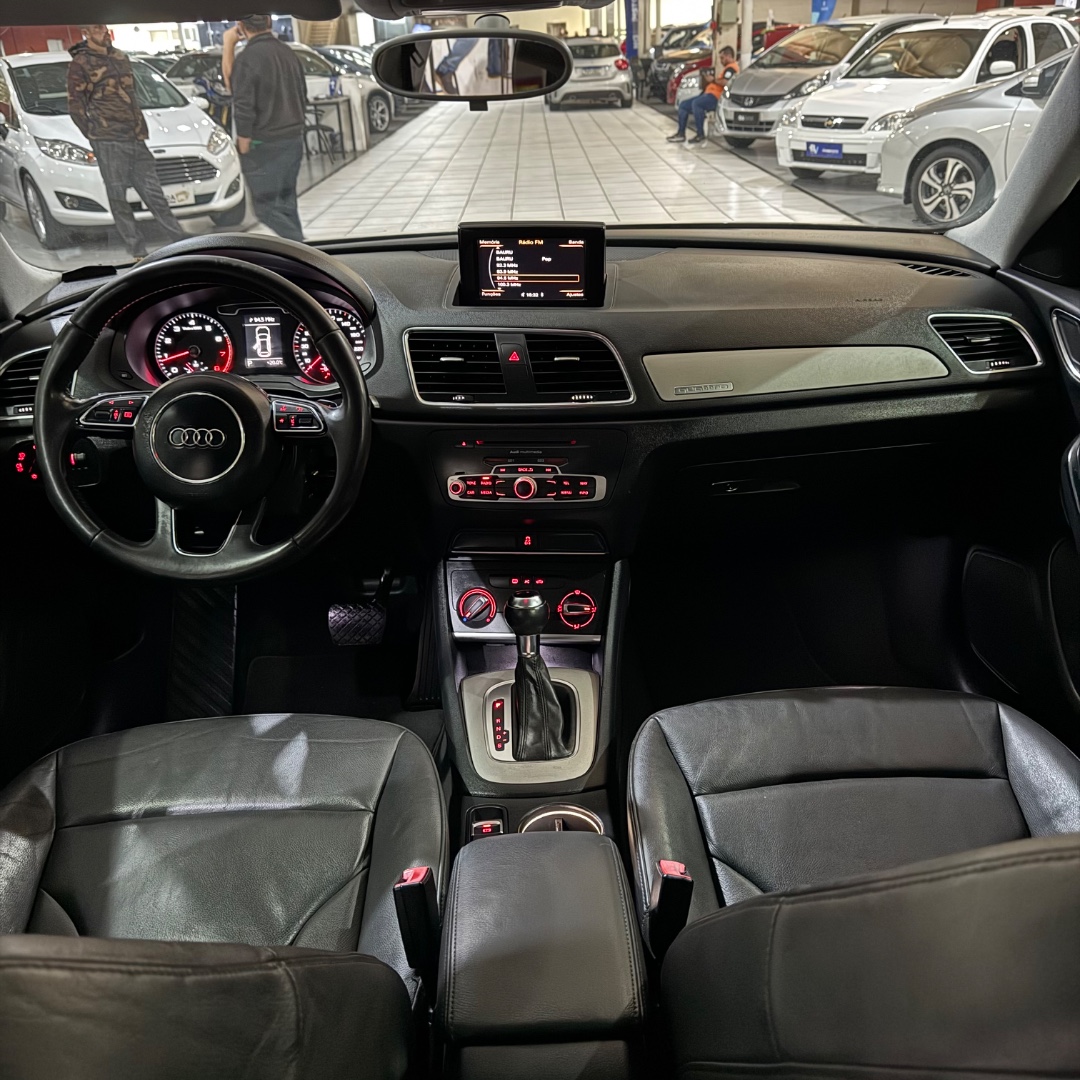 Q3 2.0 4P TFSI ATTRACTION QUATTRO S-TRONIC AUTOMÁTICO