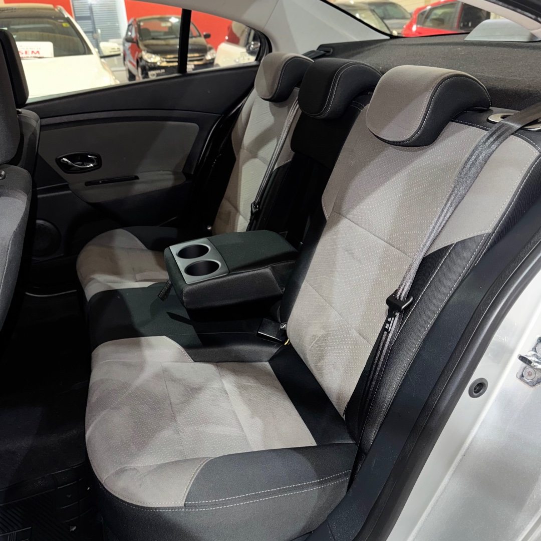 Fluence 2.0 16V 4P FLEX DYNAMIQUE AUTOMÁTICO