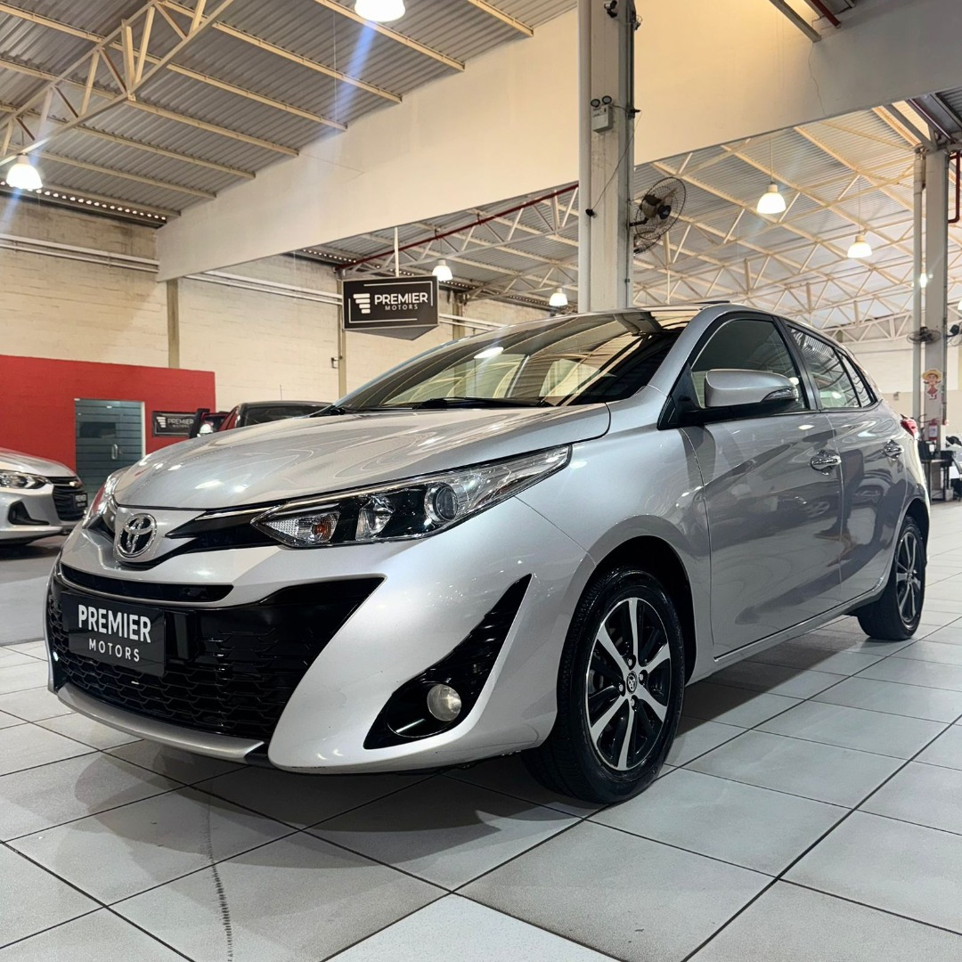 Yaris Hatch 1.5 16V 4P FLEX XLS MULTIDRIVE AUTOMÁTICO CVT
