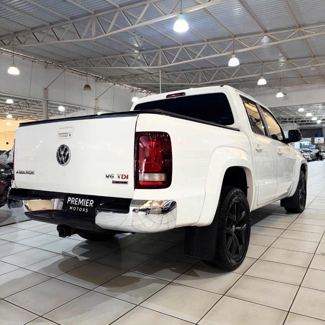 Amarok 3.0 V6 CABINE DUPLA 4X4 HIGHLINE TURBO INTERCOOLER AUTOMÁTICO