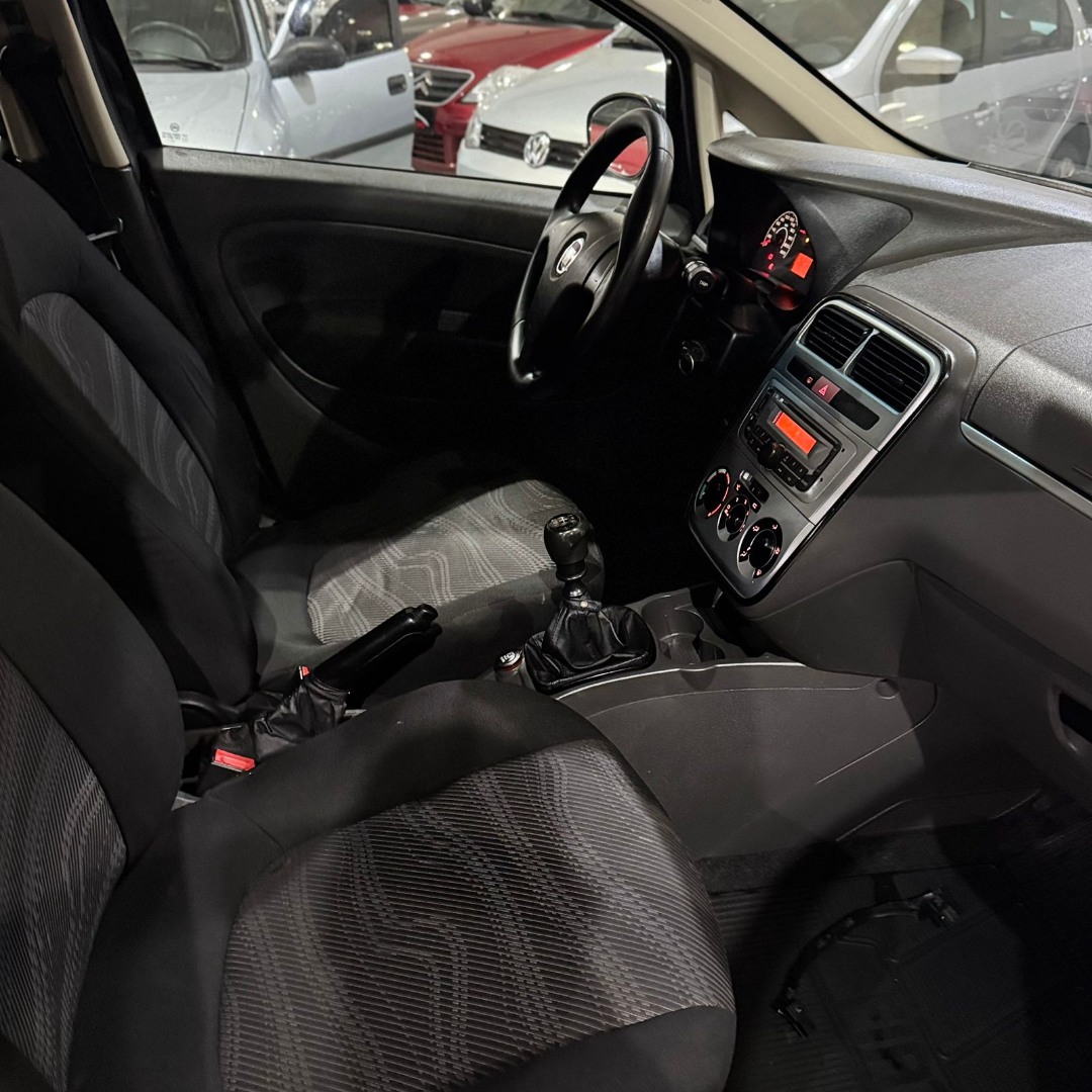 Punto 1.4 4P ATTRACTIVE FLEX