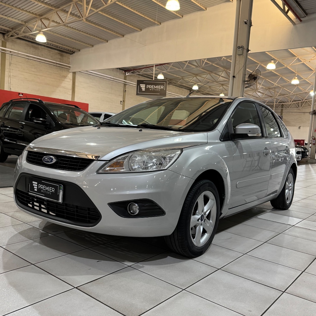 Focus Hatch 2.0 16V 4P GLX