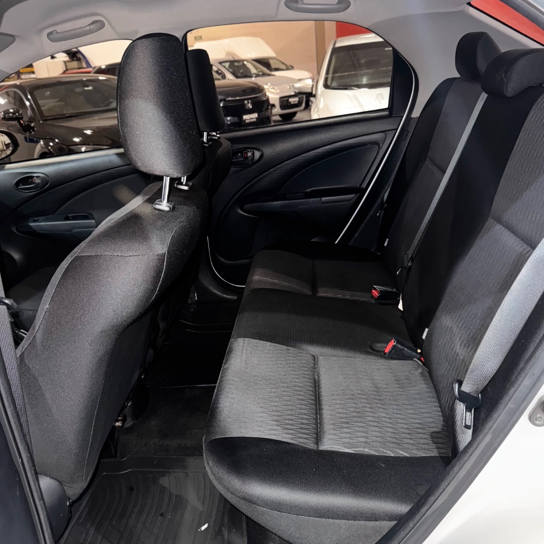 Etios Sedan 1.5 16V 4P FLEX X AUTOMÁTICO